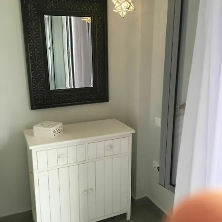 Anemos Luxury דירה